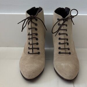 Rock & Candy Tan Lace-Up Ankle Boots